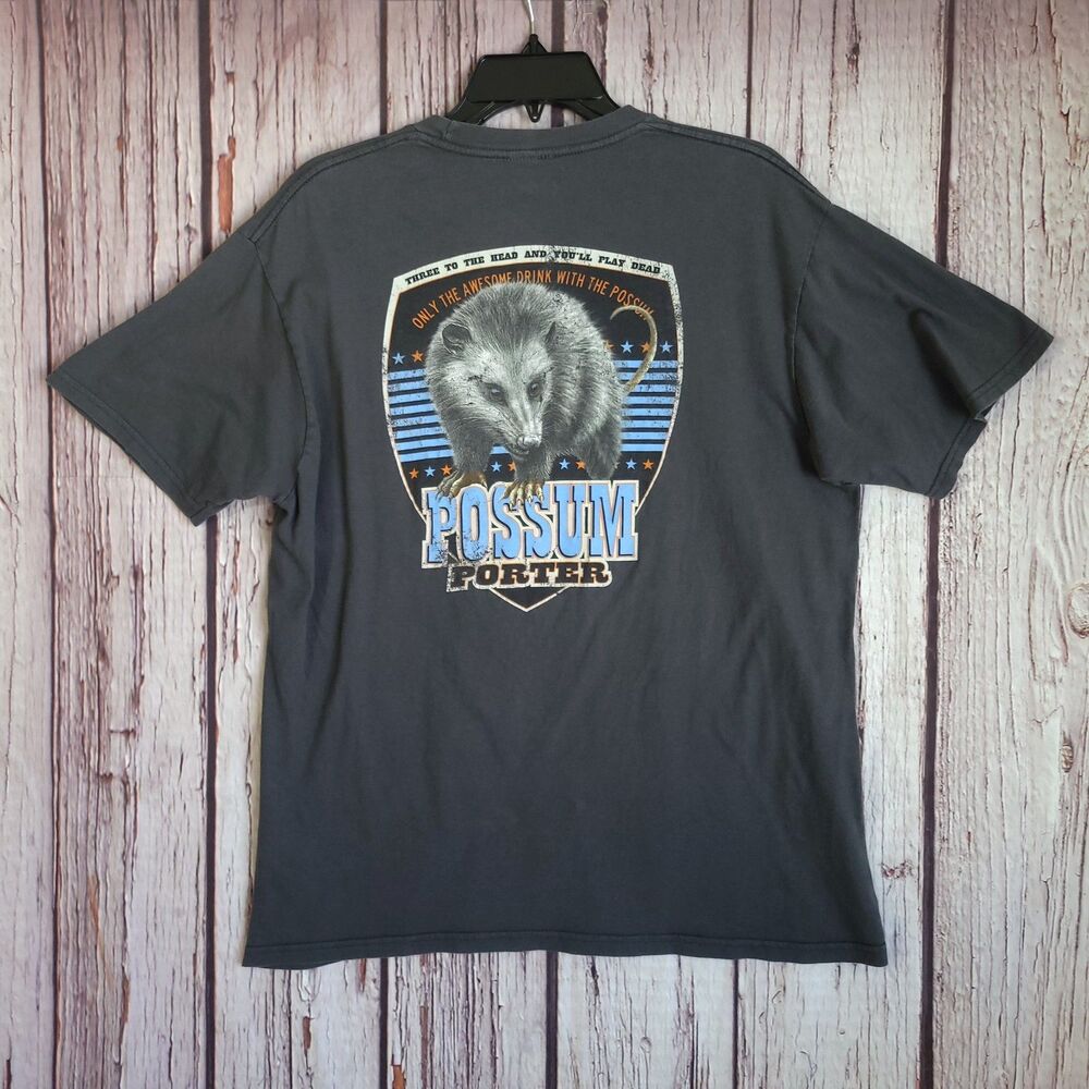 Cabela's Men's L Gray Possum Porter Graphic Print Crew Neck Short Sleeve Tee